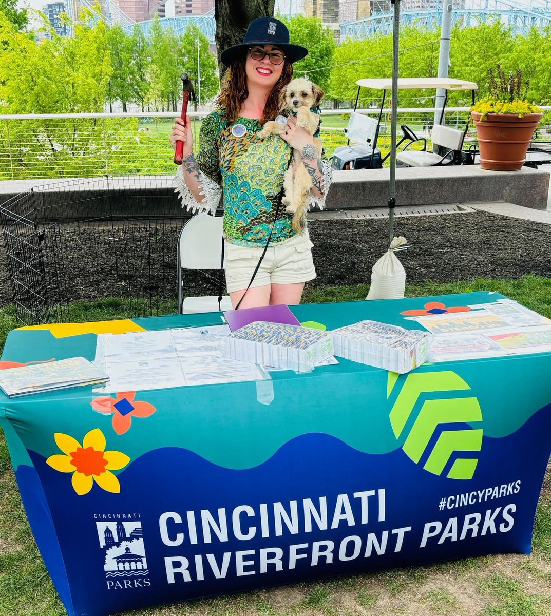 Today was an absolute BLAST at the Cincinnati Parks Arbor Day Celebration. Look at those happy faces. Thanks to all those that came out!!