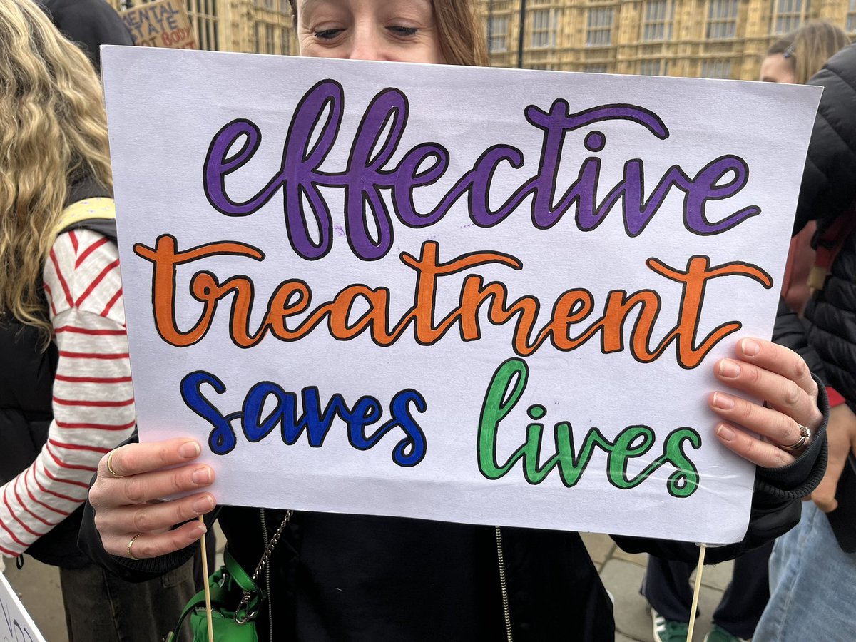 Delighted to have been with <a href="/HopeVirgo/">Hope Virgo</a> and many others today at the #DumpTheScales march. No one should be dying of an Eating Disorder in 2024, more awareness, research, funding, and support in needed. Huge recognition to @Hope for organising. #EatingDisorders