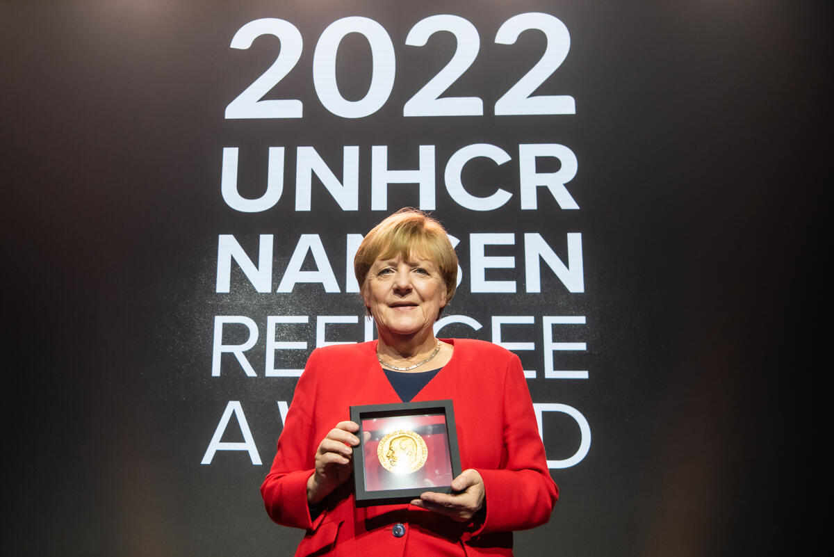 @RadioGenoa #AngelaMerkel must be a happy person now.
The Humpty Dumpty project done.