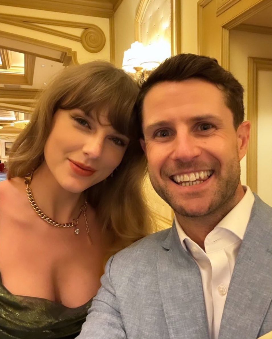 Travis Kelce's Heartfelt Declaration: Taylor Swift Named His 'Significant Other' at Patrick Mahomes' Charity Gala - SPORTS 365