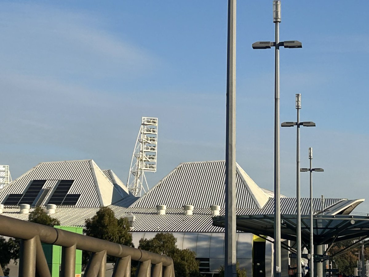 RIPAWAW's tweet image. The the last time this season.FTFU