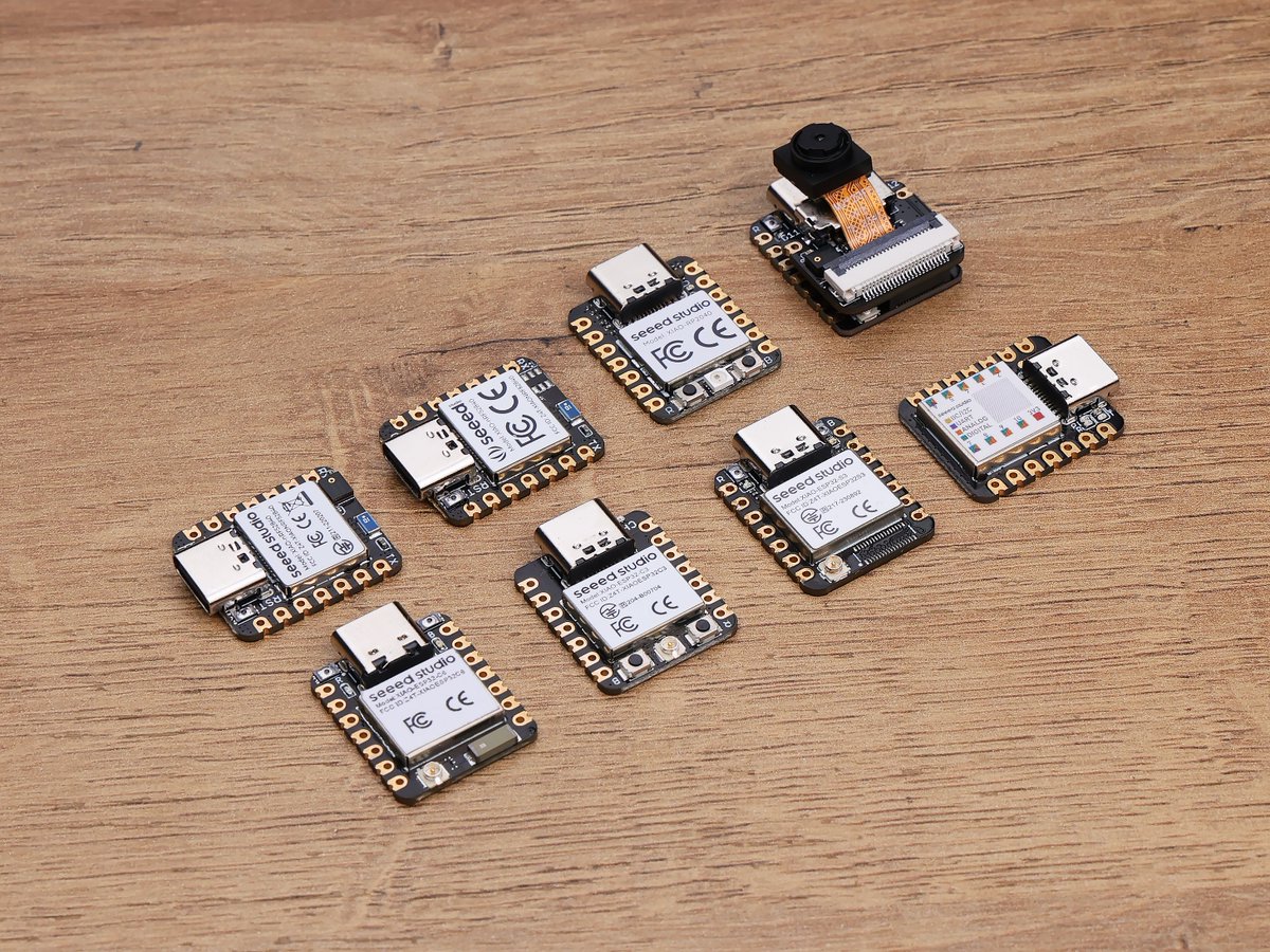 📷The new family photo of all 8 #SeeedXIAO powered by @MicrochipTech, @EspressifSystem, @NordicTweets, and @Raspberry_Pi. 

👀bit.ly/4d9i9oO