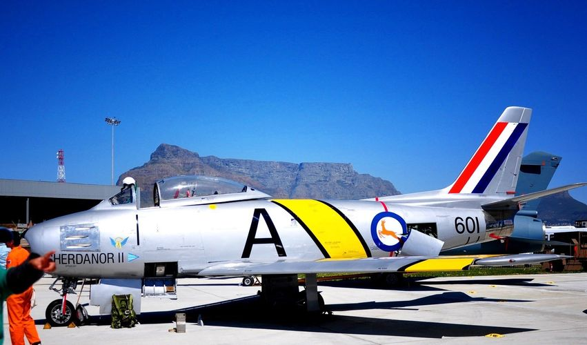 SAAF Canadair Sabre 6, s/n 601-A 'Sherdanor II' Nr.2 Cheetah Sqn. Ysterplaat AFB, Cape Town. This is a restoration replica of F-86F-30 'Sherdanor II'