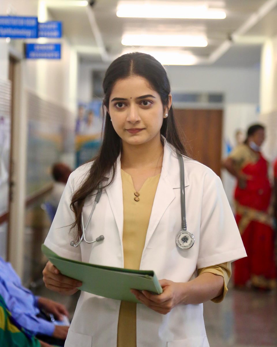 🎬✨ Some exclusive glimpses from the sets of 'O2' - an Indian Kannada-language medical thriller film that's bound to keep you on the edge of your seats! 💉 This film boasts a stellar cast including Ashika Ranganath, Praveen Tej, and Siri Ravikumar. 🌟 #O2Movie #Kannada  🚑🔥