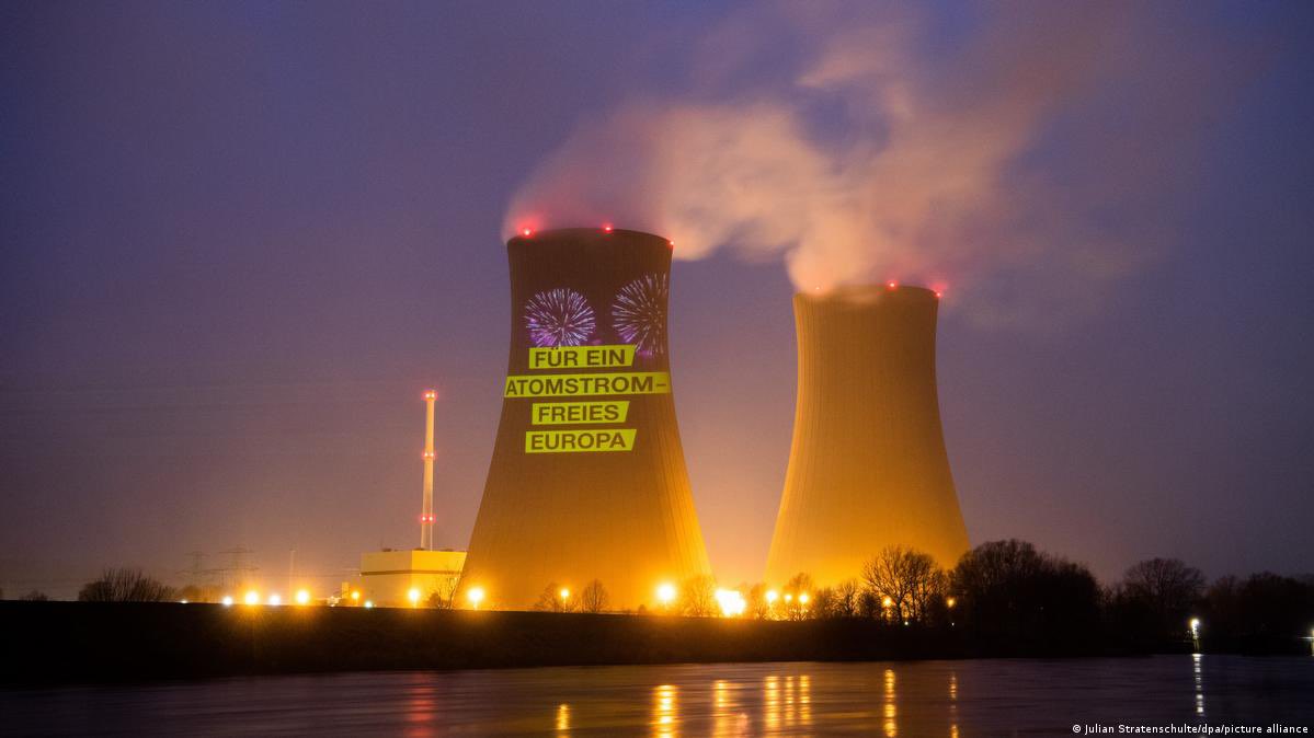 The German Green party is in a scandal after media released the “nuclear files” showing that party top leaders altered expert judgments or kept them secret to make sure that the decision to close down all nuclear plants wouldn’t be reversed after Russia’s invasion of Ukraine