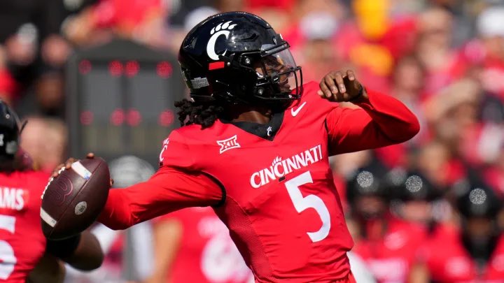 Emory Jones has signed with the Baltimore Ravens as an undrafted free agent