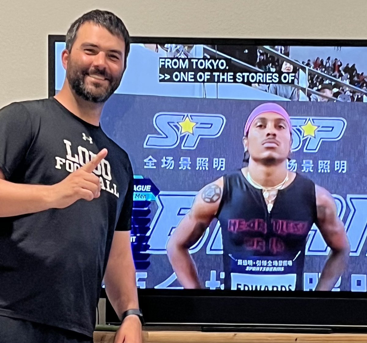So cool getting to watch one of my former @langhamcreekhs @LCLobosTrack athlete Eric Edwards (@YouNgeSaVage__) on TV tonight in the Diamond League in China! Proud of you E!