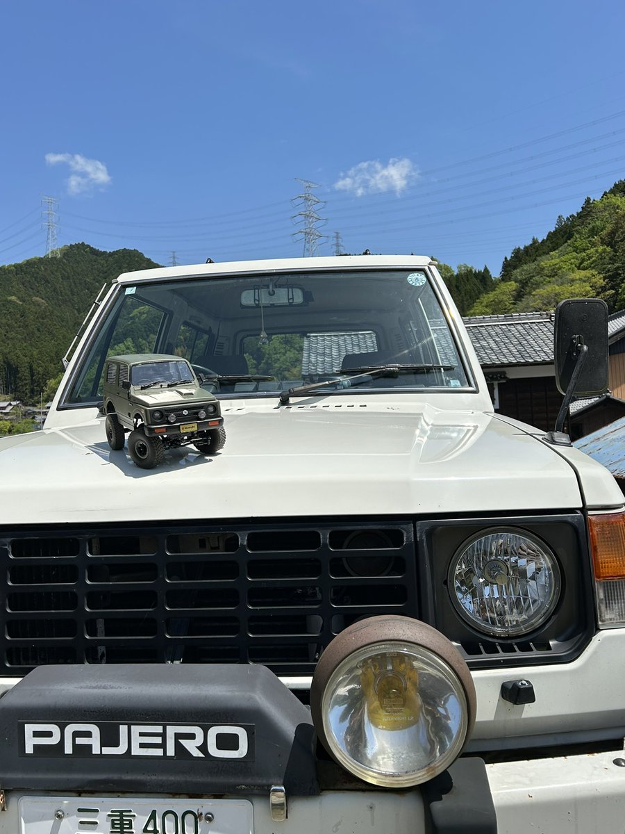 25254D56's tweet photo. お庭でジムニー⛰️

#L型パジェロ 
#ja11ジムニー
#wplジムニー https://t.co/B16z662lLA