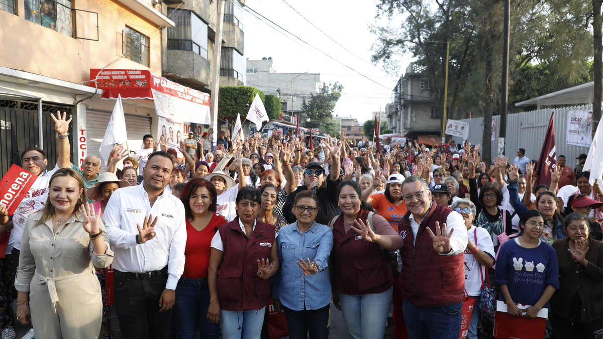 ALEIDAALAVEZ's tweet photo. Esta es la fiesta de la Cuarta Transformación, es la fiesta de la democracia, del constatar que estamos cumpliendo y que no les vamos a fallar.
Concluyo mis actividades de hoy en Ampliación Los Reyes, con el ánimo desbordado por el apoyo recibido.
#OrgullosamenteIztapalapa
#AleidaAlcaldesa