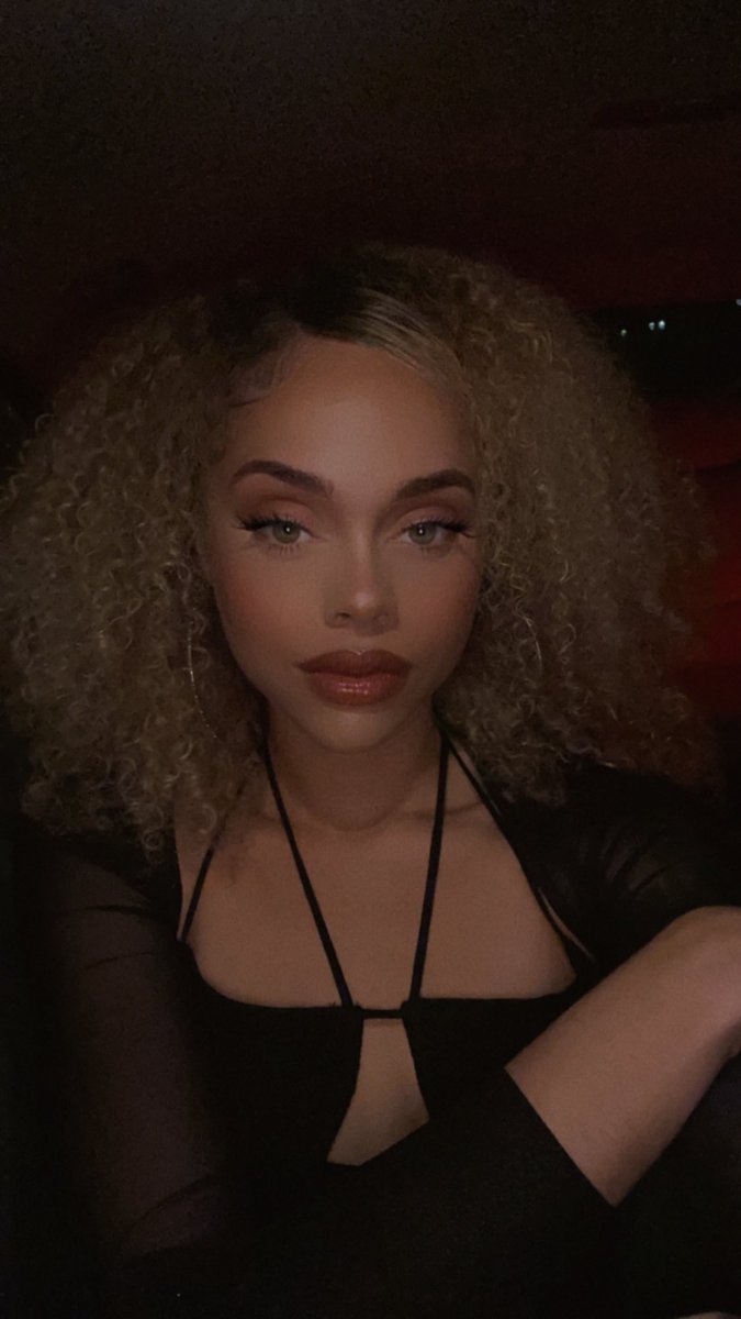 ThisActuallyLex's tweet photo. Im noticing https://t.co/gx47hPxmaD