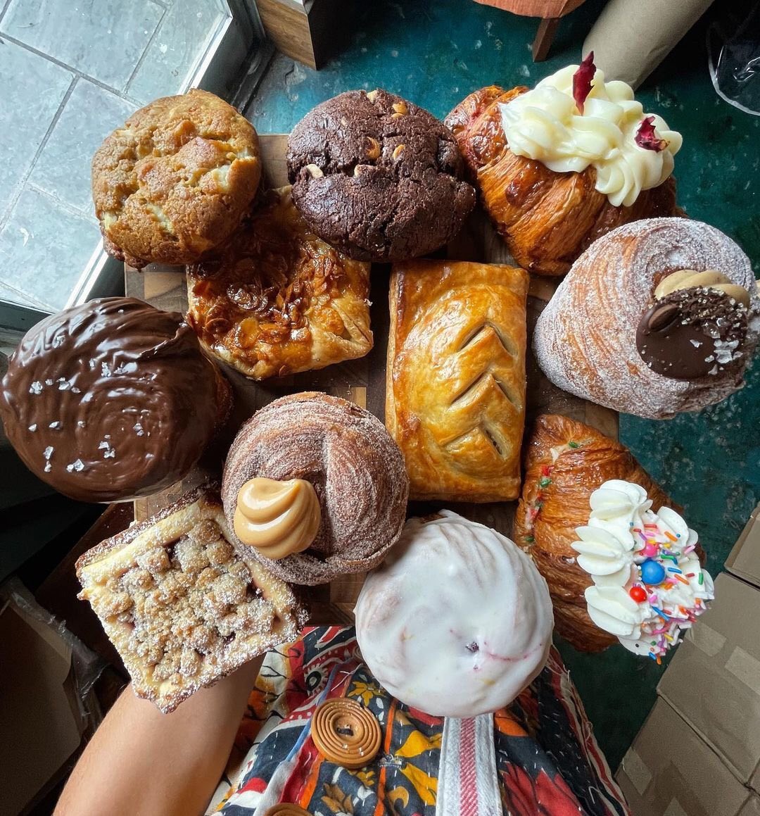 🥰❤️✅
Andy’s is a cash only business and only the walk-up ice cream “Igloo” window is open on Sundays.
#florida 
#andys