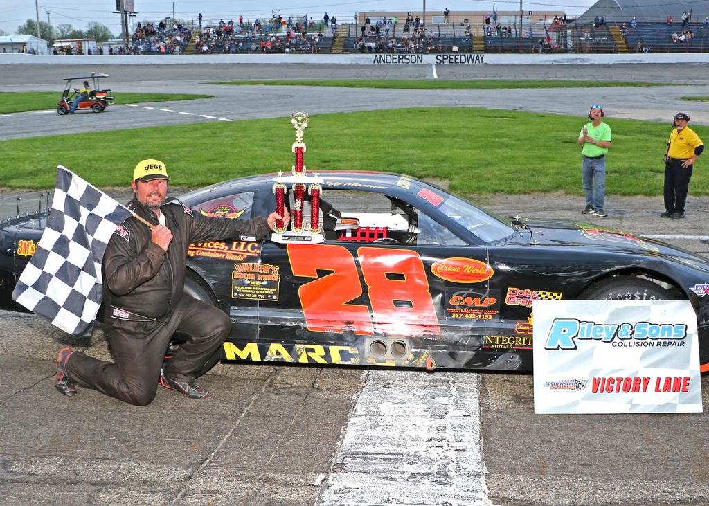 Congratulations to our Spring Fling Feature Winners and visitors to Riley & Sons Victory Lane! VCTS B4 Mini Series - Cody Griffith CRA Late Model Sportsman - Jeff Marcum Vores Compact Touring Series - Tom Gossar CRA Street Stocks - James Kirby