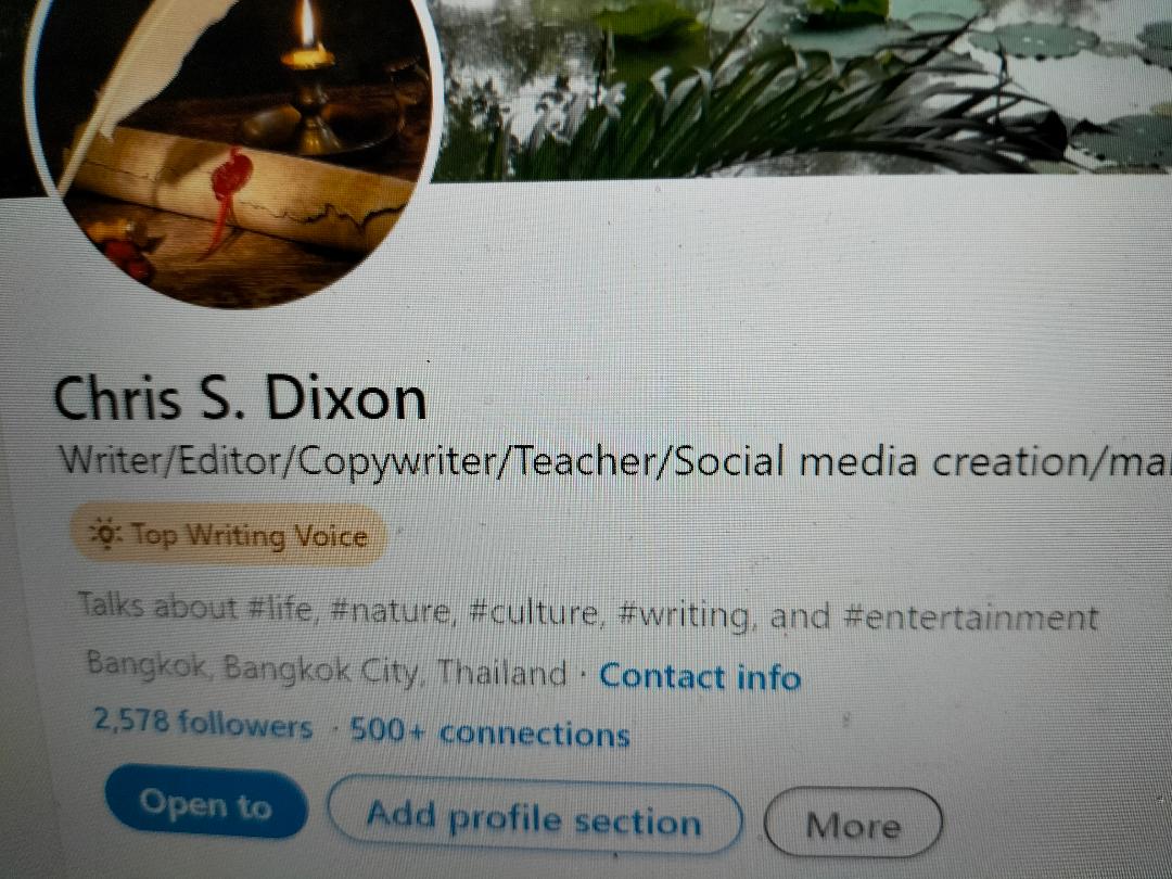 #Writer #WritingCommunity #Indieauthor #Teacher #Socialmedia #Linkedin #Follow I'm very active over on Linkedin. Would love to see you join me over there please! #RT #Share #Repost Same photos as I have here. 😊