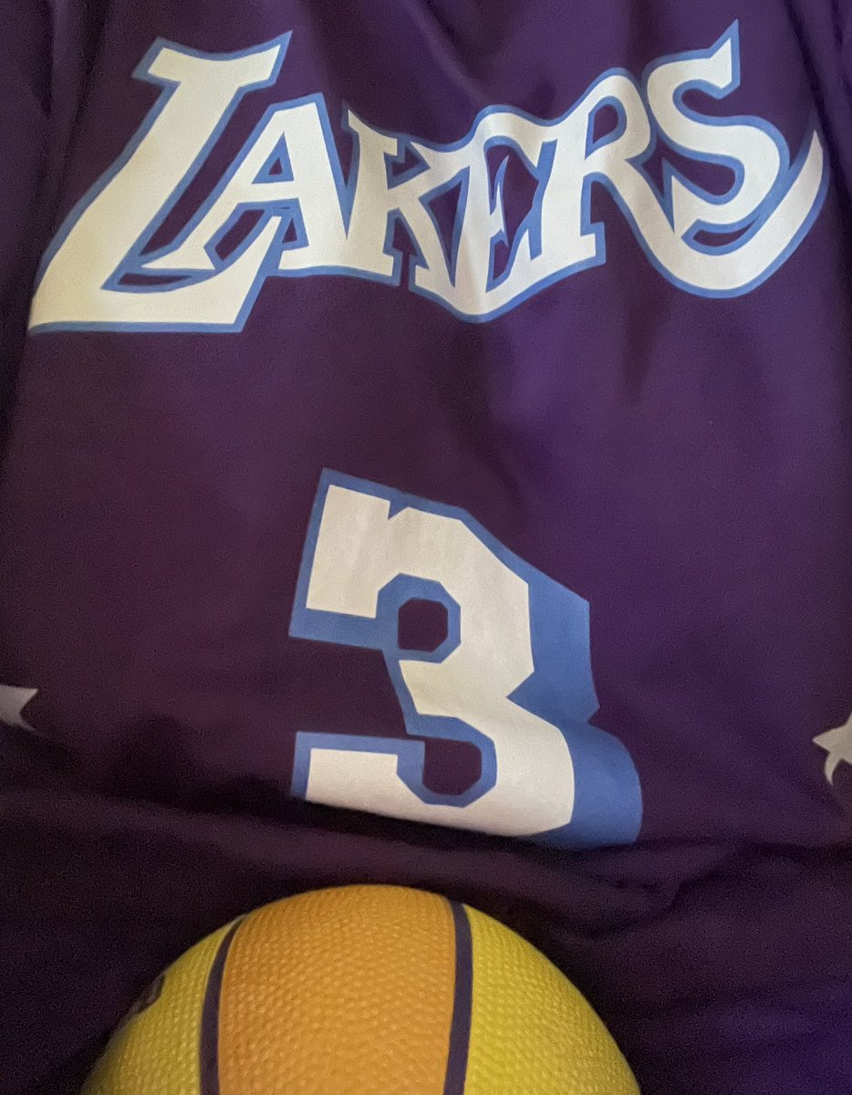manilyn_reynes's tweet photo. Yeeeeessss!!!💕💕💕
Congrats, @lakers !!!🏀💜💛
#AnthonyDavis
#LebronJames
#AustinReaves
#DAngeloRussel
#RuiHachimura
#JarredVanderbilt
#MaxChristie
#TaureanPrince
#ChristianWood
#GabeVincent
#JaxsonHayes
#CamReddish
#JalenHoodSchifino
#MaxwellLewis
#ColinCastleton
#SkylarMays https://t.co/JHjB0pTu7s