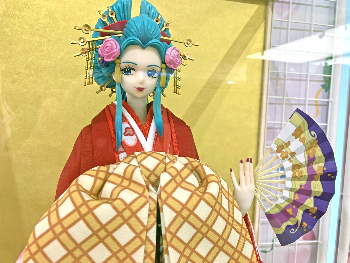📢＃TAMU情報 📢 フォトエリアに「久月×MegaHouse　日本人形 ONE PIECE 小紫 」を展示しました✨日本人形の老舗「久月」による伝統的な製作技術と、メガハウスのフィギュア制作のノウハウを融合させた新しい日本人形です。ぜひ細部までじっくりとご覧ください👀#ONEPIECE