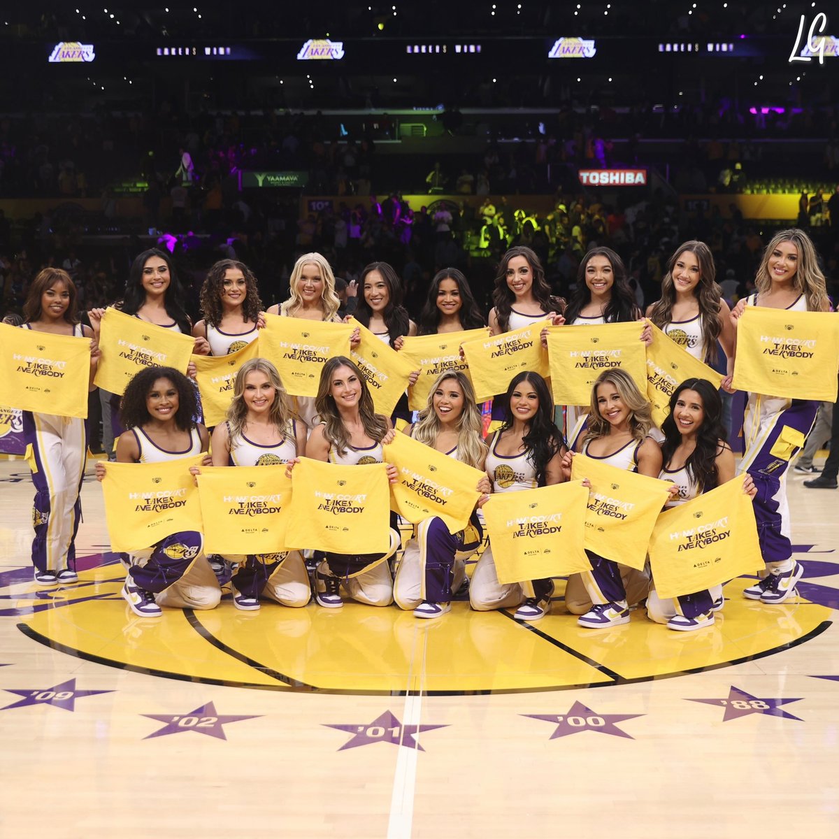 LakerGirls tweet picture