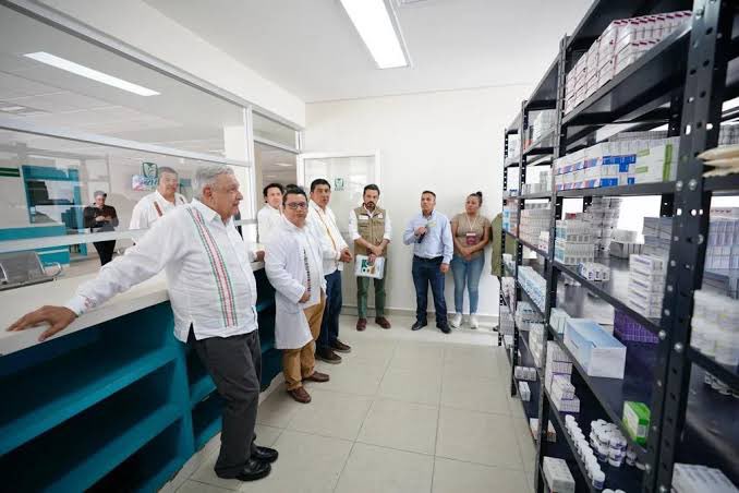 El gobierno presumía la mega farmacia como la solución a la escasez de medicamentos, pero solo ha generado más problemas para los pacientes. No podemos esperar que la mega farmacia funcione adecuadamente si ni siquiera hay medicamentos básicos disponibles.
#MegaFarmaciaFracaso"