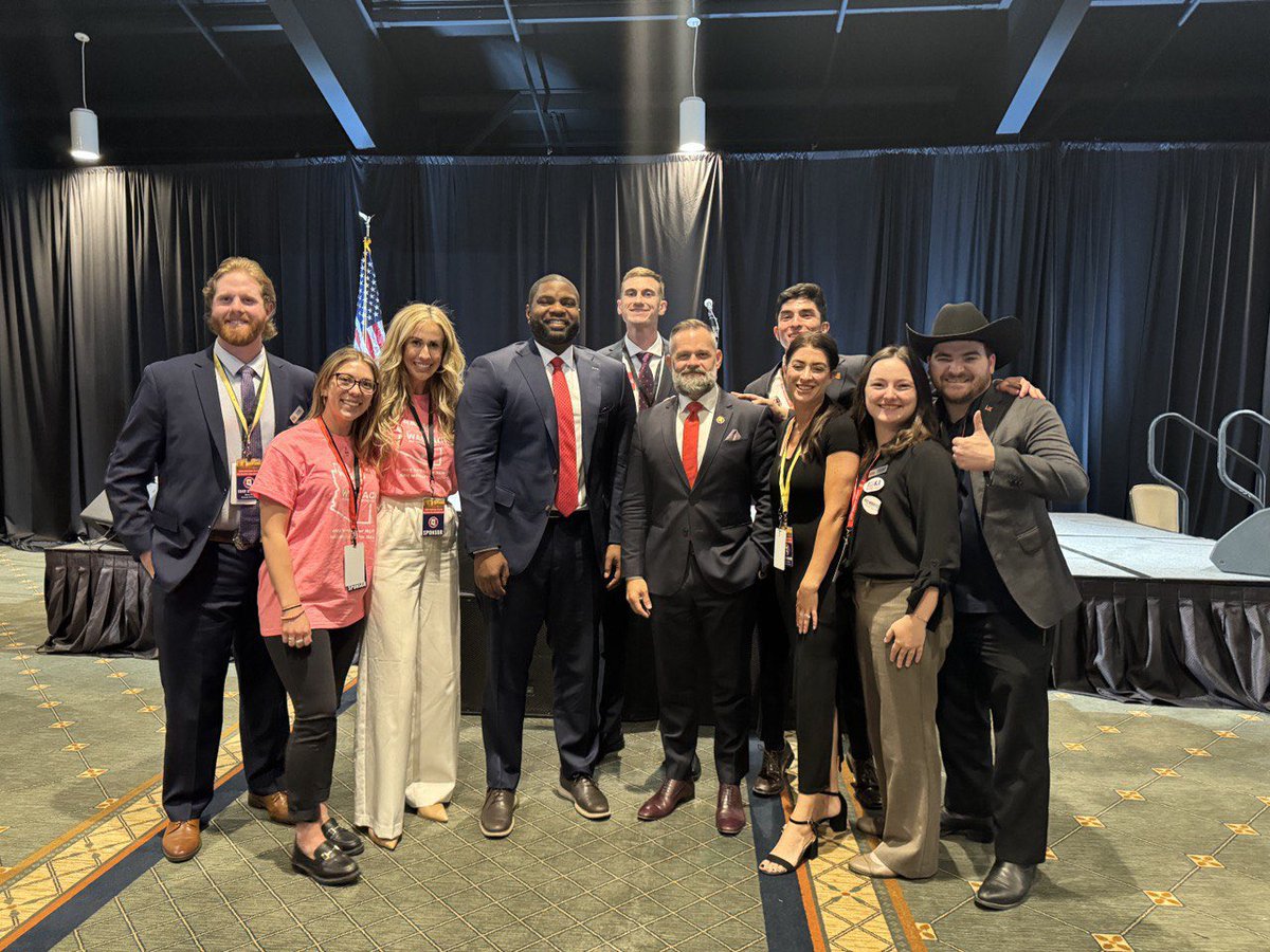 I am honored to be an alternate delegate to the RNC for CD 6! I look forward to showing the Left, the Media, and the Establishment that this new AZGOP is younger, stronger, and more determined than ever before! Huge shoutout to @GinaSwoboda for running a great meeting!