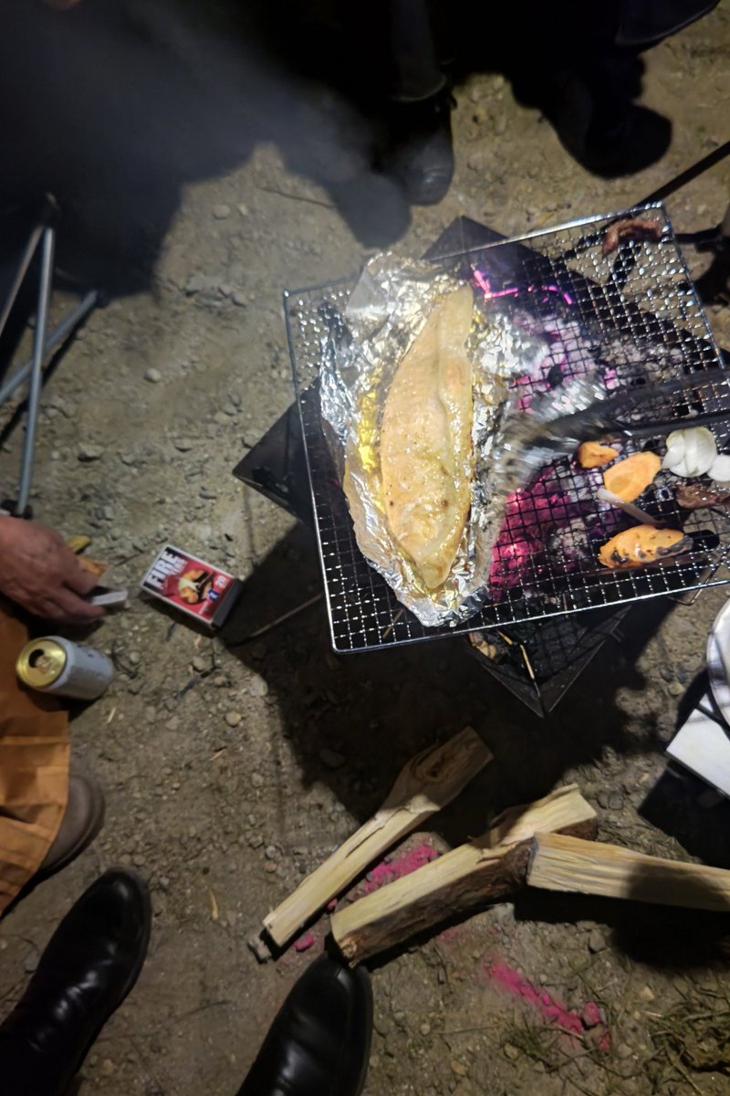 金曜日から三連休だったんですが、かなりハードな旅でした金曜日は夜から堺で、焼肉　そのあと国際、小町に😊　
なかなかディープな場所でしたw
昼くらいまで大阪に居て　土曜日はゆきねさん主催の　焚き火会🔥　楽しい連休になりました　お会いした皆さん　ありがとうございました😊