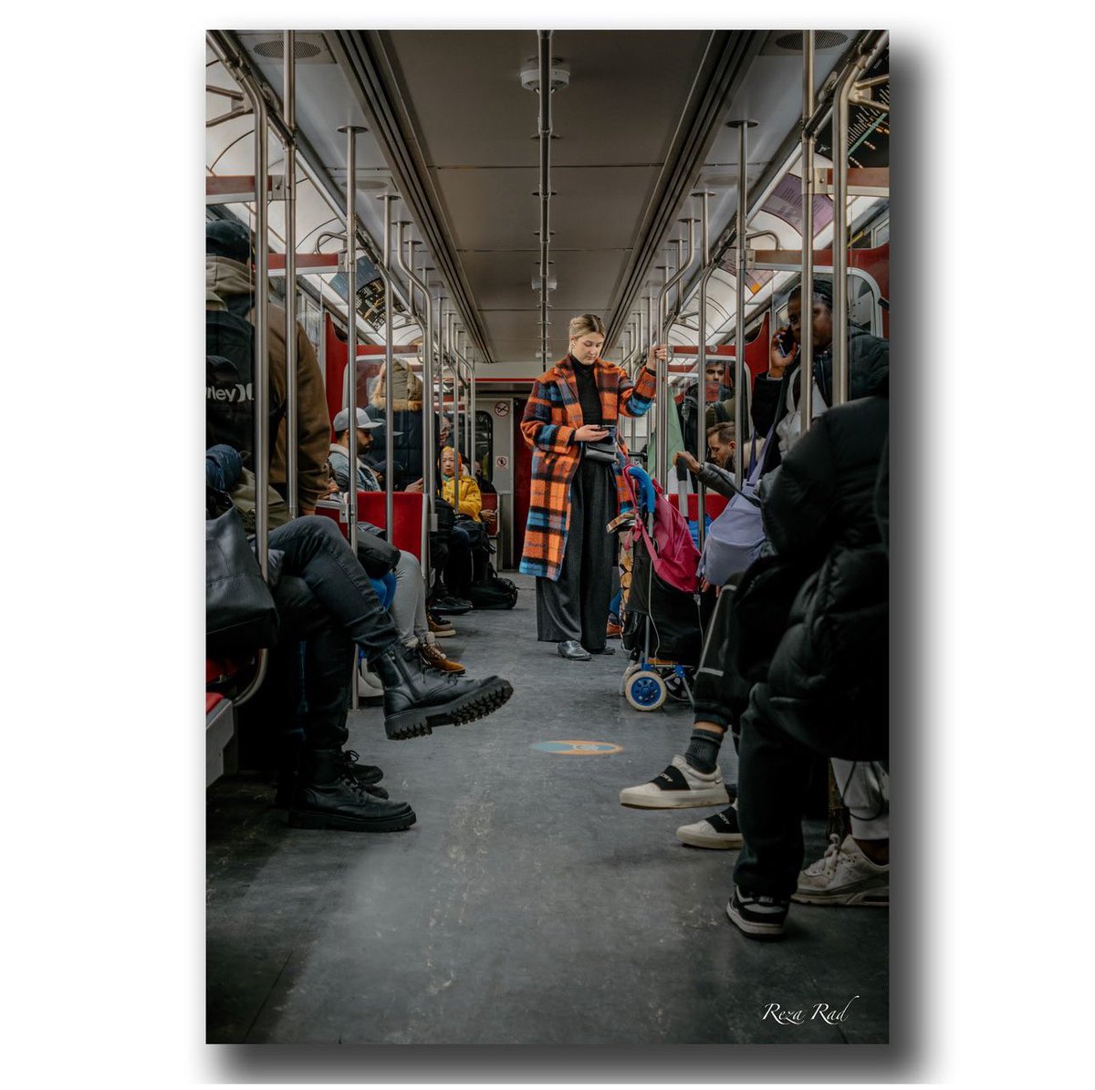 Subway stories! #fujifilmx #streetphotography