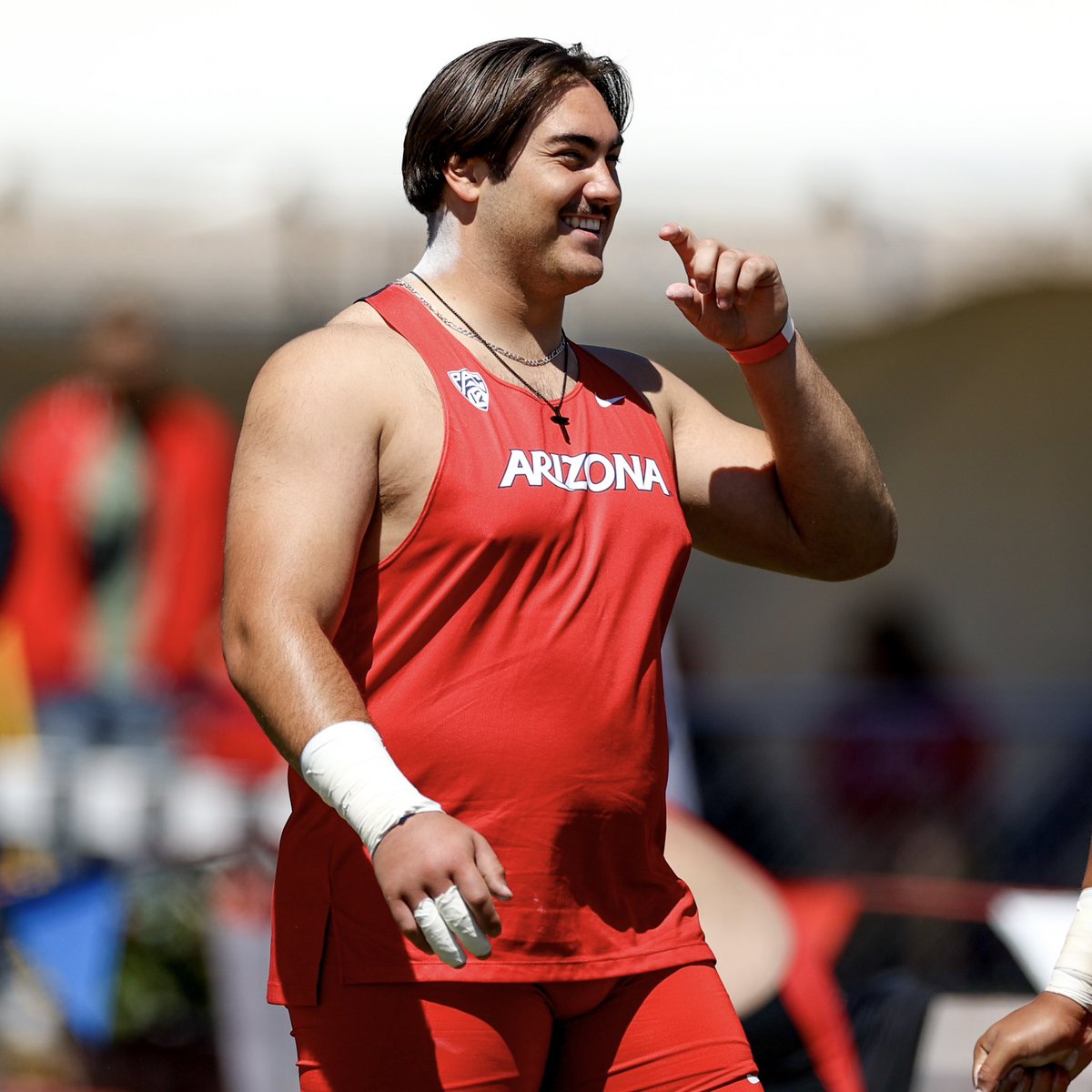 𝐒𝐇𝐎𝐓 𝐏𝐔𝐓 𝐅𝐈𝐍𝐀𝐋 Tyler Michelini finishes fifth in the men’s shot put with a throw of 57-11.25 (17.66m)! #BearDown | #BeLezoLike