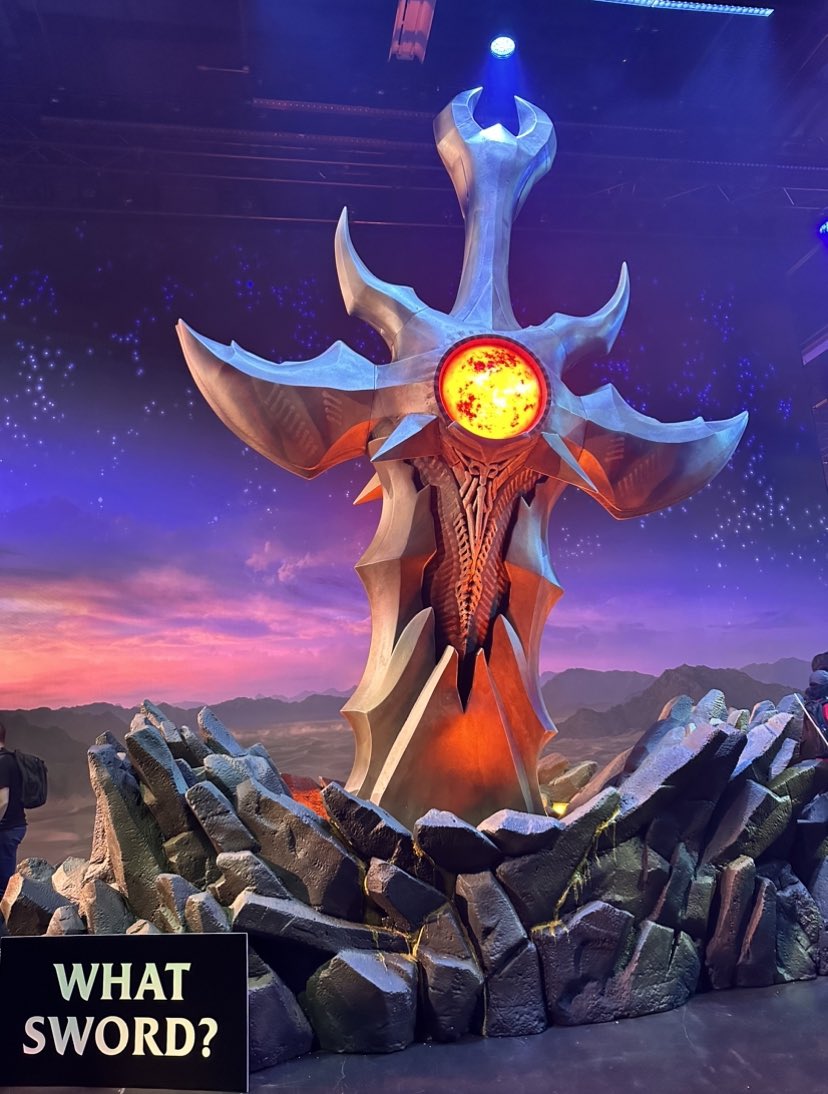 ClewlessRS's tweet image. Since no Blizzcon this year, dumping a couple pics of me and bb at Blizzcon/Vegas 😍 #blizzcon2023