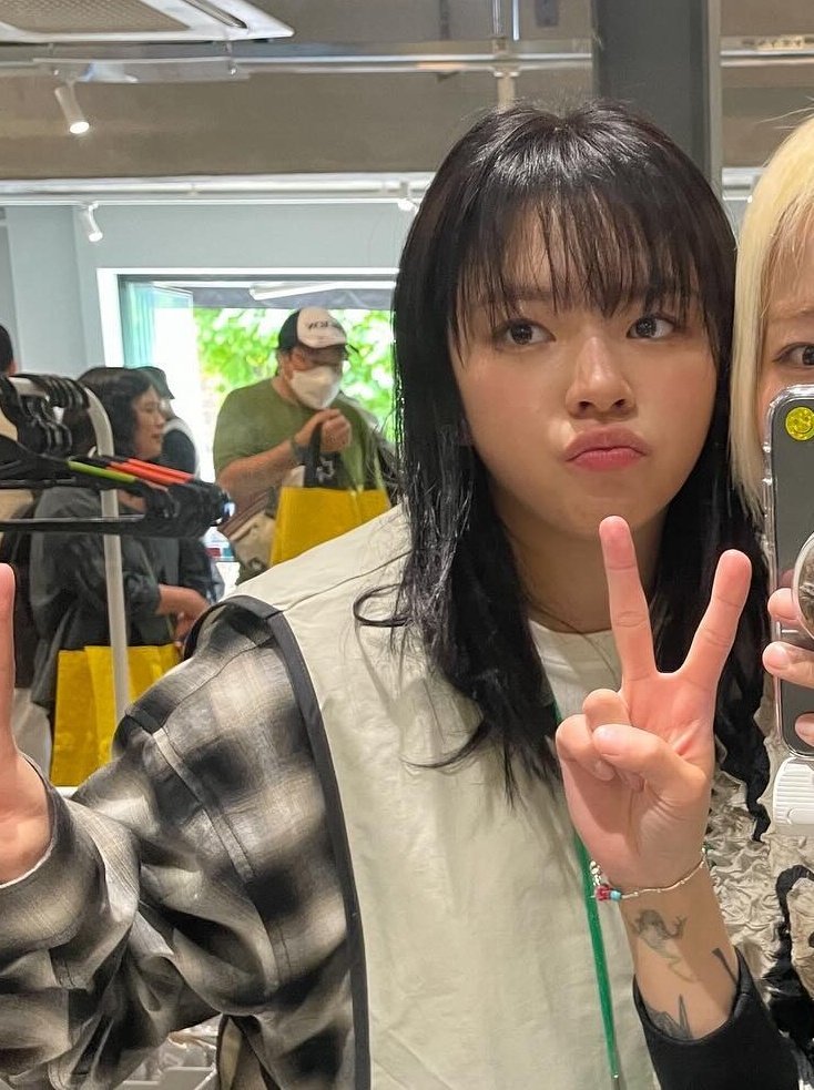 Another episode of Jeongyeon does everything in pouting🥹🥰🥰

#JEONGYEON