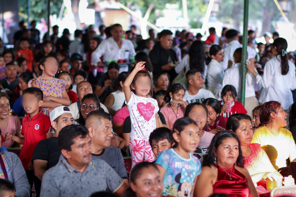 ¡Hoy celebramos la magia y la alegría de ser niño!

Festival del Día de la Niñez 2024. 🤹🏽‍♀️🎨🧩🎯

¡Que este día sea un recordatorio para valorar la inocencia y el amor incondicional que nos brindan los más pequeños!