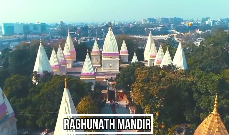 On World Heritage Day, #RaghunathMandir in Jammu&kashmir reflects India's rich cultural heritage. Built in the 19th century, this temple complex dedicated to Lord Rama is known for d spiritual significance. 
#KashmirHeritage #WorldHeritageDay #kashmirtourism #kashmir