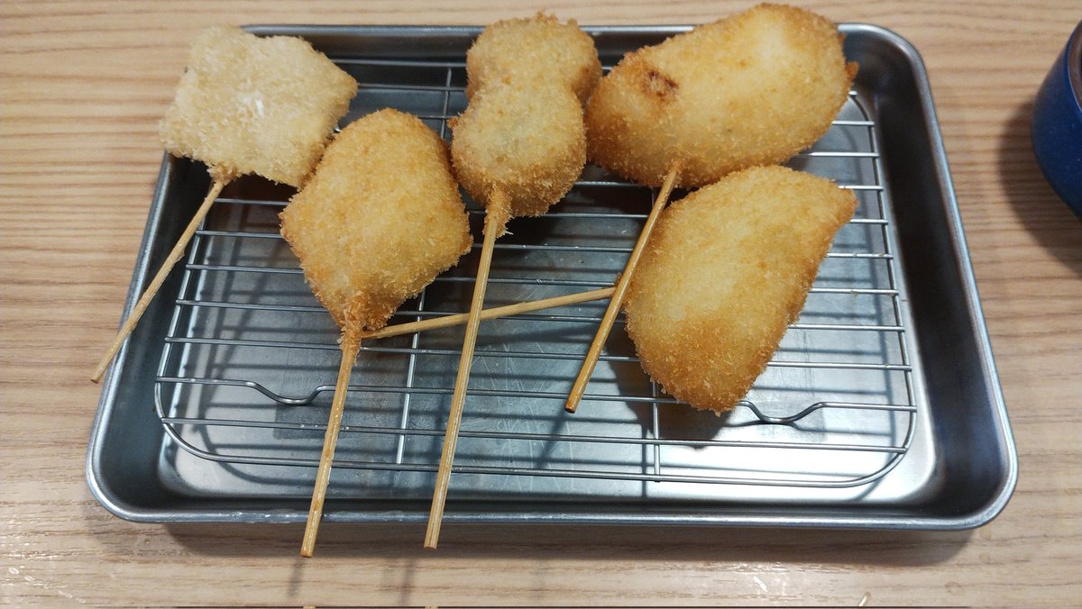 キャベツお替り。
湯葉いくら、鶏むね、豚しそ、玉ネギ、玉ネギ。