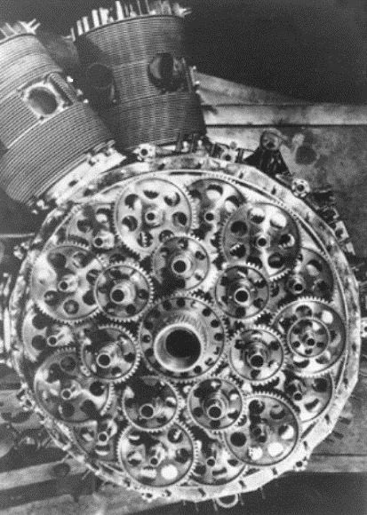 @ToughSf Bristol Hercules radial engine interior - just a little complex