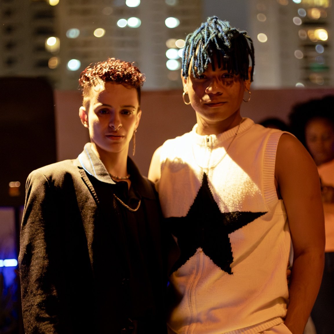 Nossa que fotão eim.
Fui convidado a participar da Pré-estreia do clipe desse divo, a música e clipe estão demais, te amo TONHECO💙✨
<a href="/prazertom/">TOM FILHO</a> 
#JQTBN #jqtbn #tomfilho