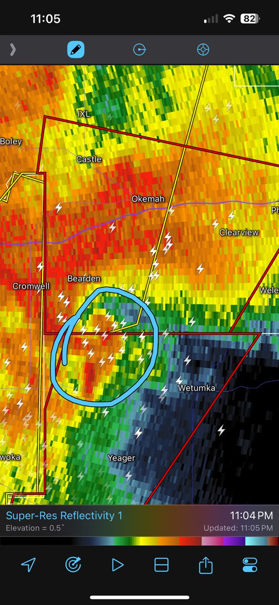 Bearden and Okemah, you need to be in shelter now. This has been an extremely strong #tornado and is still on the ground. Very dangerous situation ongoing. Get as far inside as you can and helmets on. Underground if possible. Abandon mobile homes and weaker structures. #OKwx