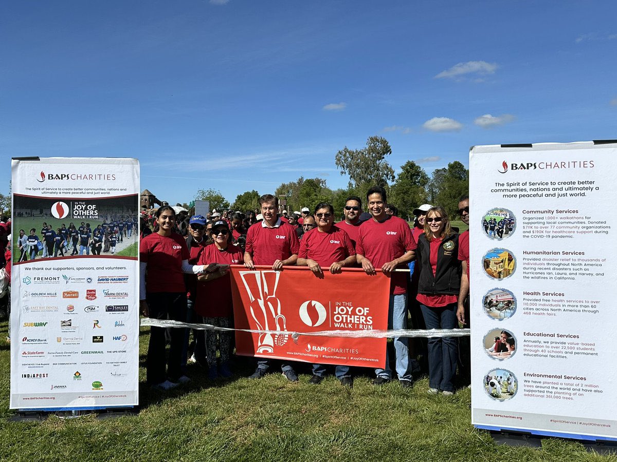 rmrathod's tweet photo. Today, the volunteers of @BAPSCharities organized the 25th annual Walk/Run #JoyOfOthersWalk at Fremont, CA. Thanks to @SenDaveCortese @RajSalwan @DaveHaubert @CarmenMontano18 @Dipak4Milpitas @Taraforassembly for supporting #BAPSCharities #SpiritOfService #NationalVolunteerMonth https://t.co/62Gr25Mf8q