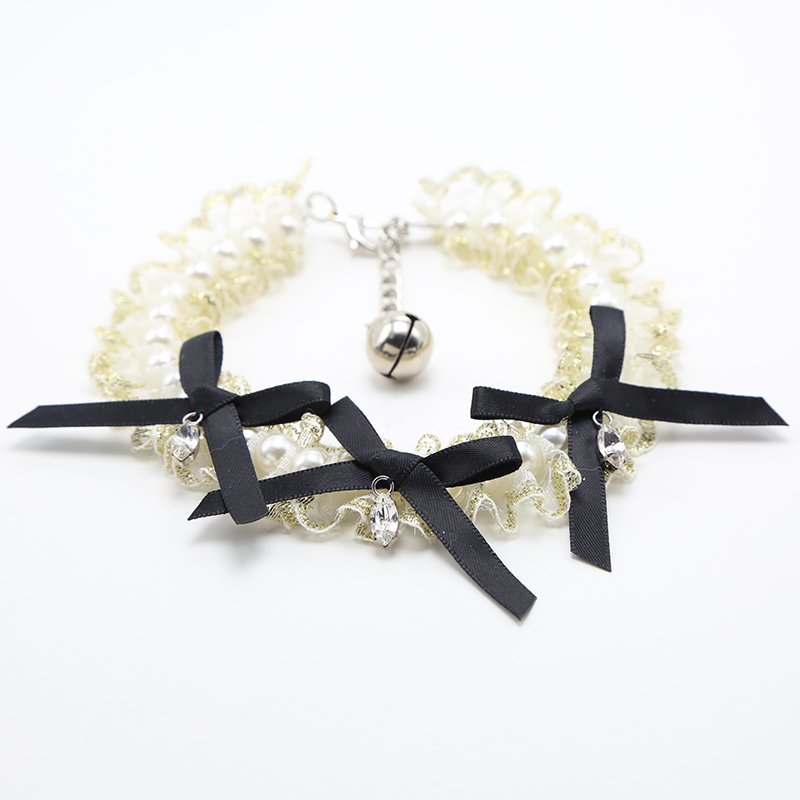 Charm and Elegance in Every Detail: White Lace Pet Necklace with Black Bowknot 
Our latest pet accessory combines the purity of white lace with a chic black bowknot, creating a perfect blend of sophistication for your beloved pet.
#PetFashion #ElegantPets #PetAccessories
