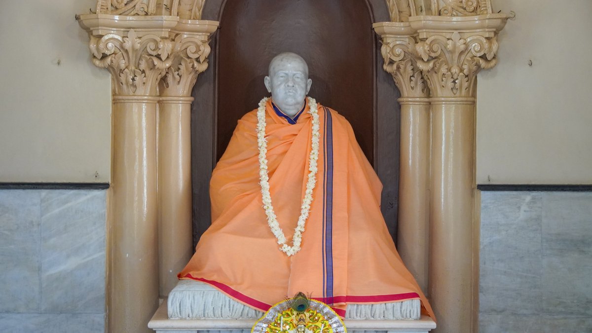 Sri Ramakrishna, Sri Ma Sarada Devi, Swami Vivekananda, Swami Brahmananda at Belur Math, 28 April 2024. #belurmath