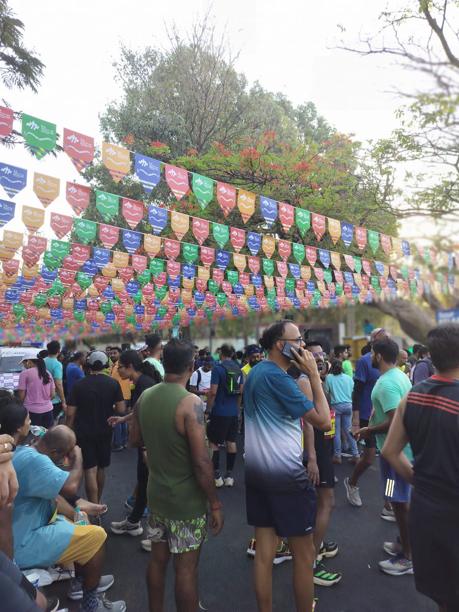 Bengaluru 10k was a vibrant showcase of community spirit and dedication. Huge thanks to all the runners who made it an unforgettable experience! #JourneyToTheStart