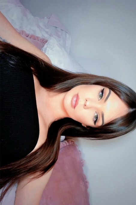 Talk to me on telegram 🫦  https://t.co/IQ4nLv59JX https://t.co/ObmKJQTX3V