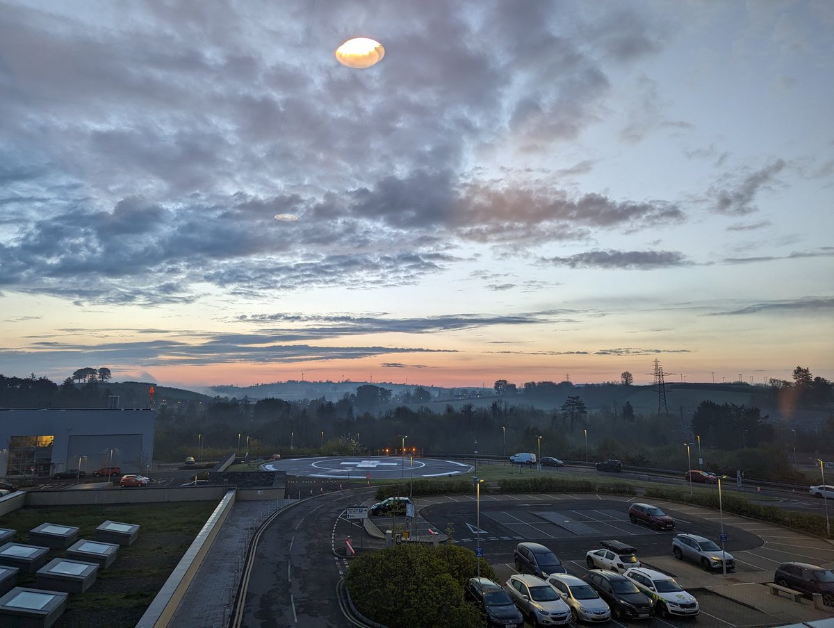 Dawn over #SWAH #carpediem <a href="/WesternHSCTrust/">Western Trust</a> <a href="/mmonaghan07/">Prof Monica Monaghan FESC PhD MBBCh BSc FRCP</a>