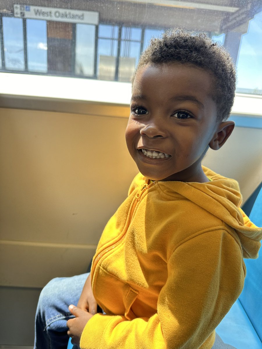 Cruz is a pandemic baby so he’s a little behind on some of the community exploration milestones, however today he took his first @SFBART ride and had a blast.
