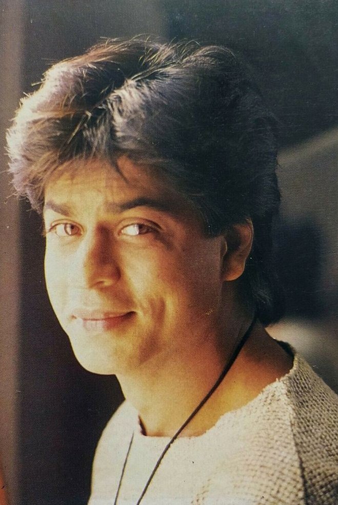 shah rukh khan in the 90s 🫠