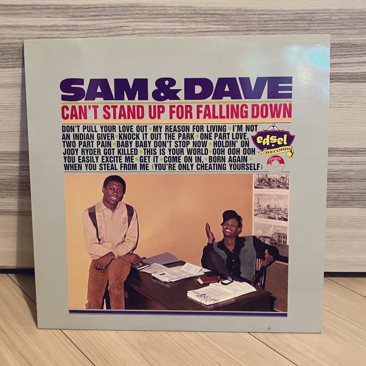 午後の一枚　その2
Sam & Dave
「Can't Stand Up For Falling Down」
アルバムタイトルはEコステロのカバーでヒットしました！
それに因んで再発されたアルバムです。
スピードを始め結構カバーとは違うので初めて聴いた時「？」でしたけどね😅
#60sソウル