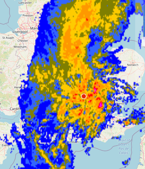 Very wet across much of England this morning. About ~30mm of rain in Berkhamsted. Latest rain radar here theweatheroutlook.com/twodata/uk-rai…