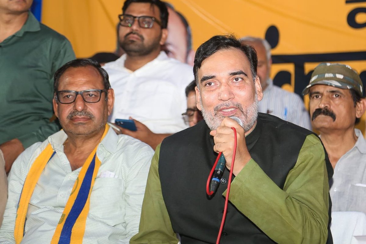 #InPics | Delhi Cabinet Minister Gopal Rai and INDIA alliance candidate Sahiram Pehalwan organised a Sankalp Sabha, yesterday