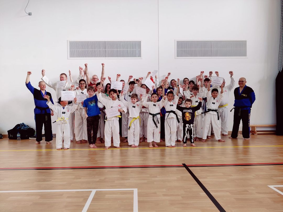 #Taekwondo for you all this morning, get along to our #kingston club & join in. hedtkd.com/schools/kingst… for info. #karate #selfdefence #wellbeing #motivation @inkingstonuk @KtonToday