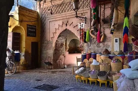 Que faire à #Marrakech en famille? On vous dit tout sur les tops, où dormir avec ce guide complet 
#Marrakechenfamille #VisiterMarrakech #VisitMarrakech #voyageenfamille 
buff.ly/3r5ZtD5