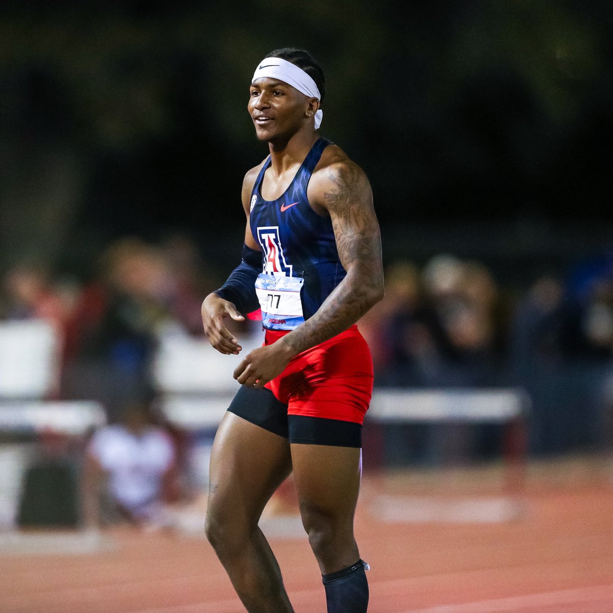 𝐓𝐎𝐏-𝐓𝐖𝐎 𝐅𝐈𝐍𝐈𝐒𝐇🥈 Sir Jonathan Sims finishes runner-up in the men’s triple jump with a leap of 49-6.25 (15.09m)! #BearDown | #BeLezoLike