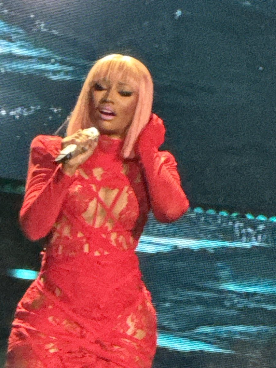 kenny_liveson's tweet photo. @NICKIMINAJ LOVE YOU NICKI 💗⭐️🫶💗 YOU MADE TN SO MF SPECIAL 🥹🥹🥹 TRULY THE #MOMENT4LIFE of my life 🫂🫂 #GAGCITYMINNEAPOLIS #THEMFQUEEN #QUEENOFRAP https://t.co/om2aW7iiIo