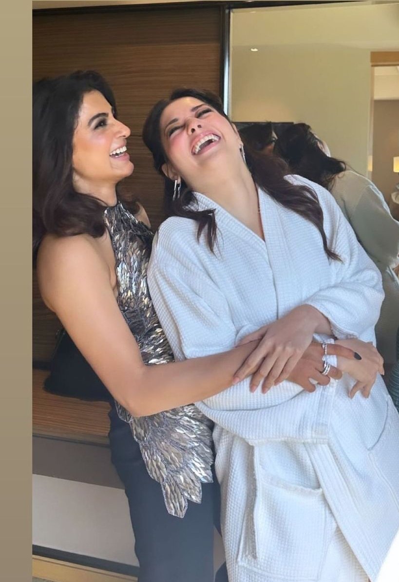 Happiest Birthday To The Gorgeous @Samanthaprabhu2 ♥️🥳  wishes from @tamannaahspeaks Fans♥️ #HappyBirthdaySamantha