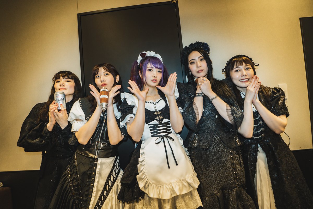 'BAND-MAID 10TH ANNIVERSARY TOUR SPIN OFF' Thank you for watching!! Please send us your feedback at #bandmaid ! Archive Tickets are on sale now!! bandmaid.tokyo/contents/742715 番外編お給仕配信、皆様ご視聴ありがとうございました！ ご意見ご感想を #bandmaid でお寄せください！